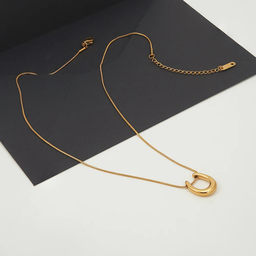 18k Gold-Plated U Shape Snake Chain Pendant Necklace